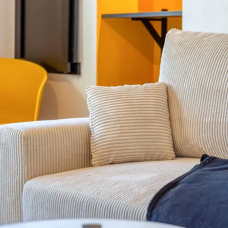 Esmee Votre Renove En Hyper-centre *